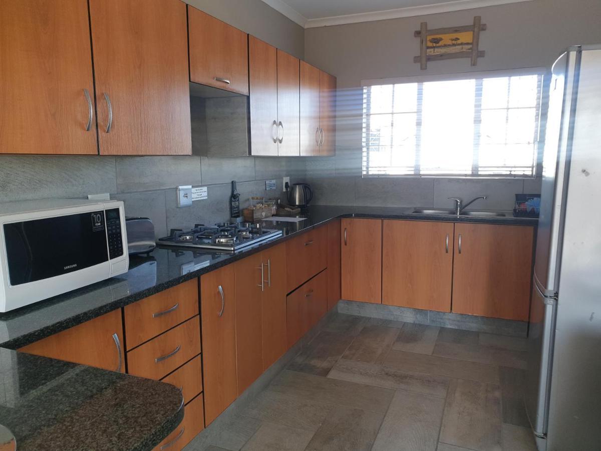 Rudman Townhouses - Family Apartment Boksburg Exterior photo